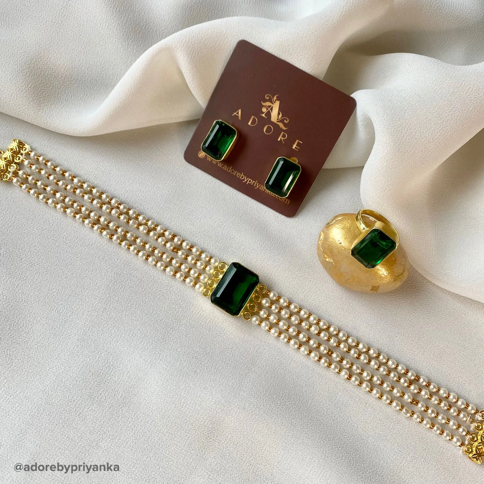 Elegant Pearl Choker Combo Set