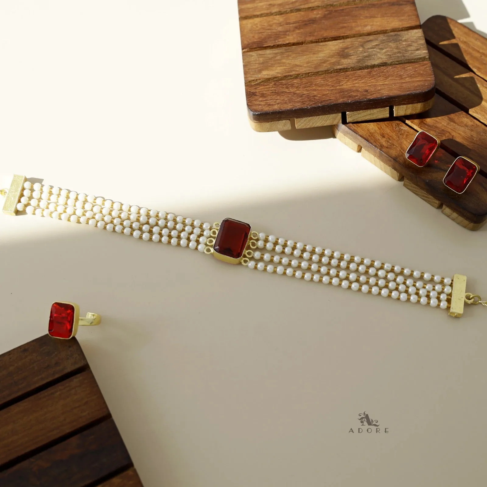 Elegant Pearl Choker Combo Set