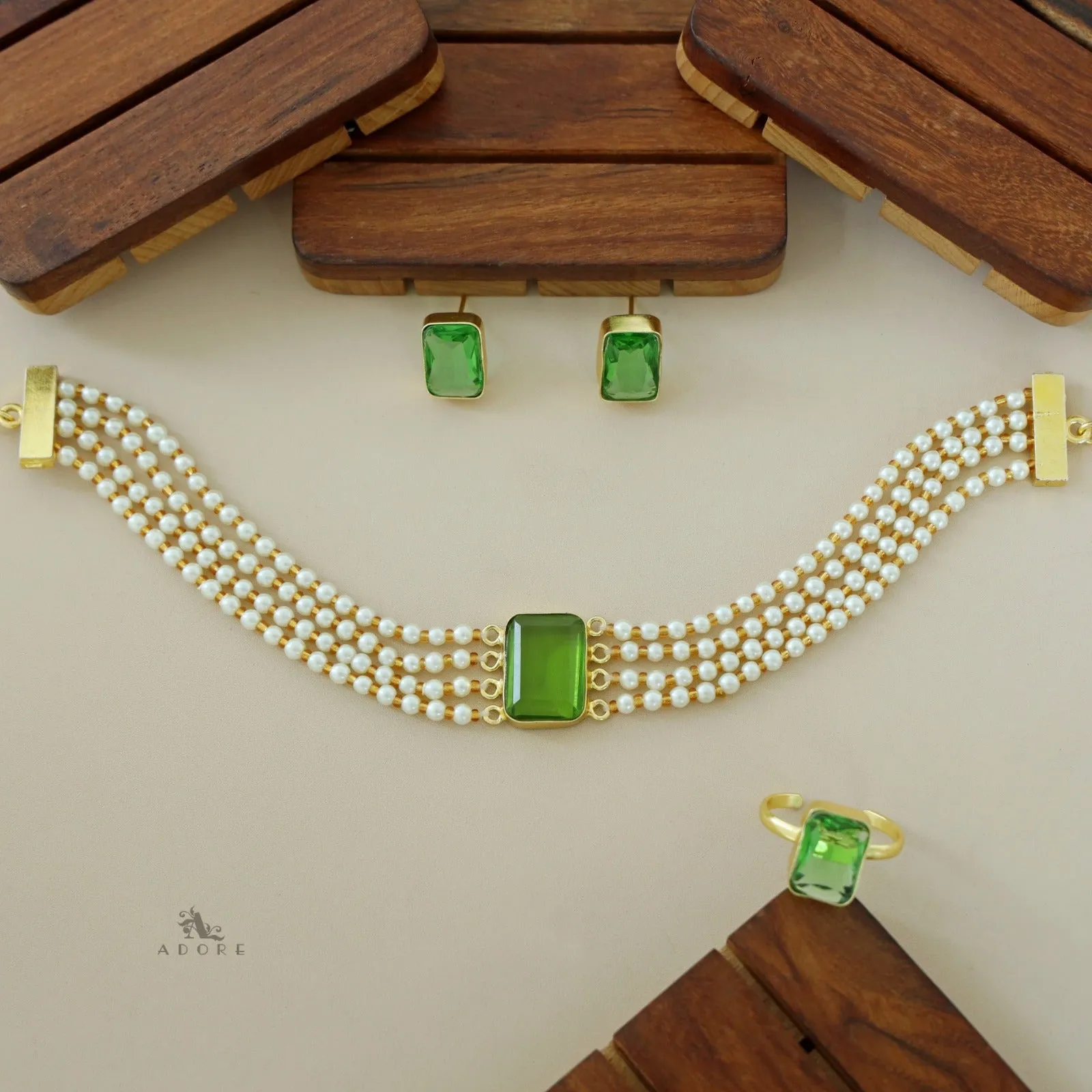 Elegant Pearl Choker Combo Set