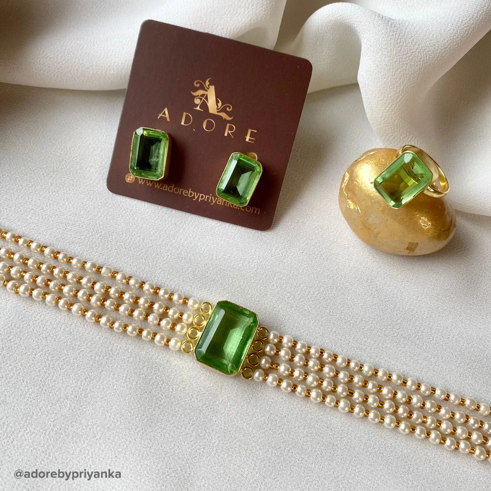 Elegant Pearl Choker Combo Set