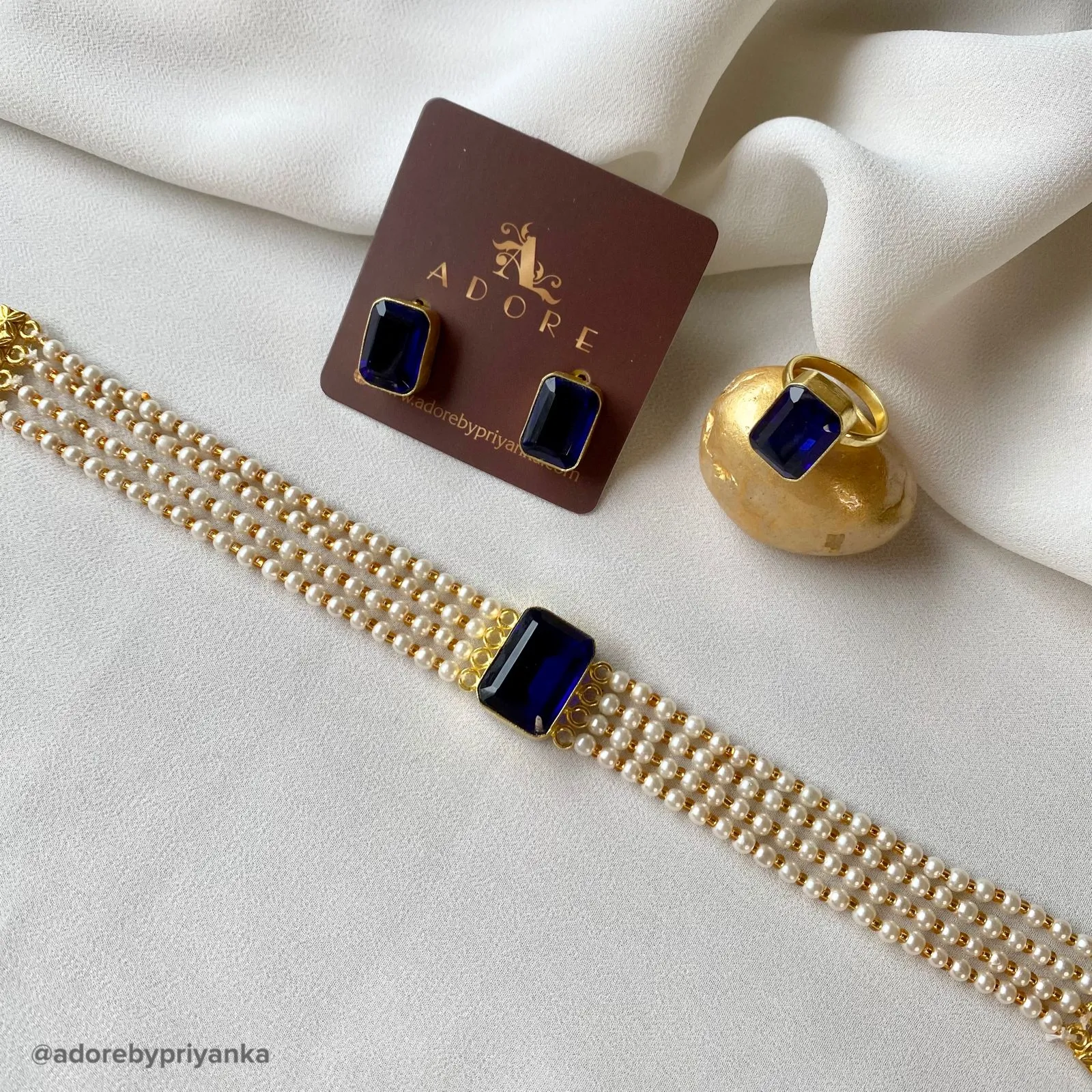 Elegant Pearl Choker Combo Set