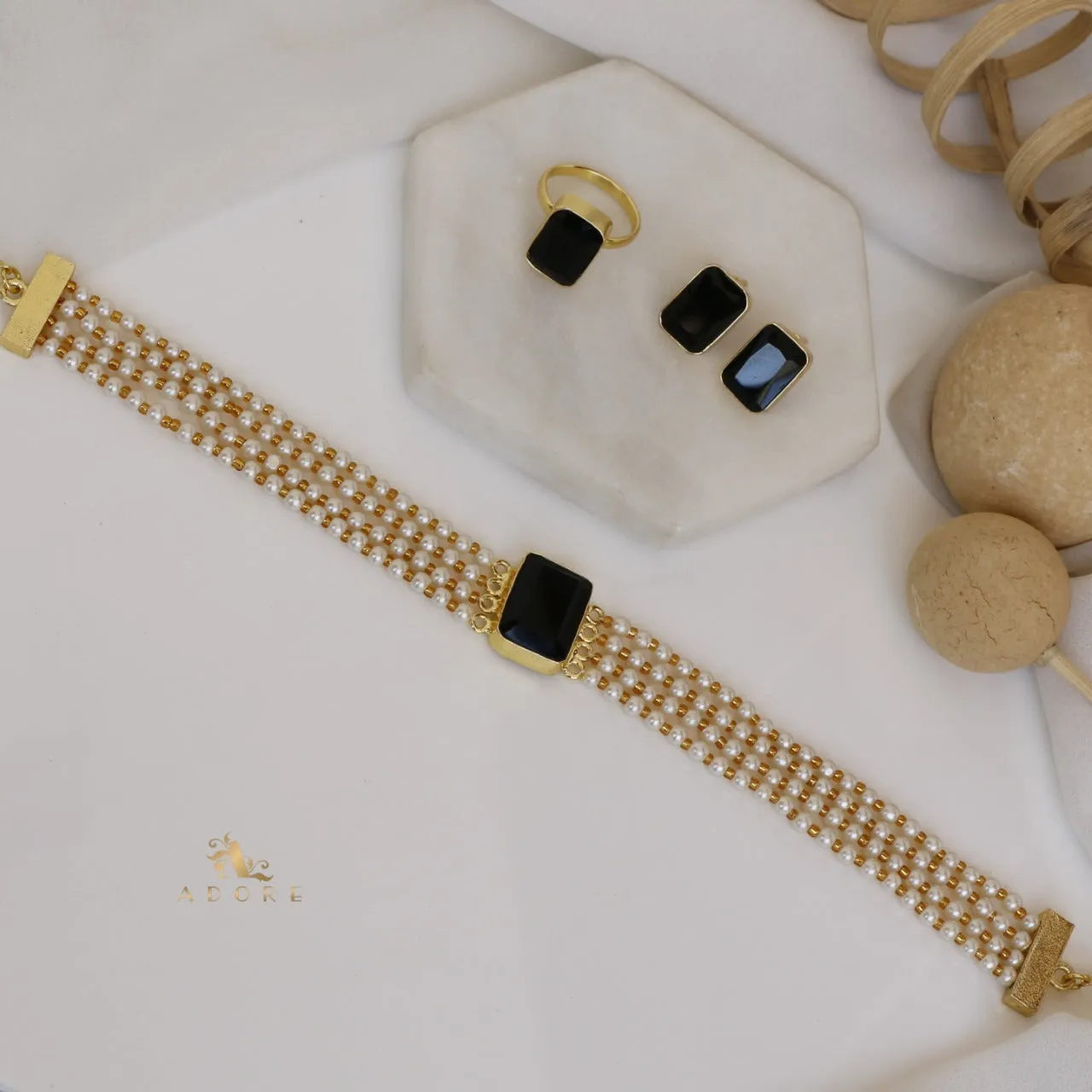 Elegant Pearl Choker Combo Set
