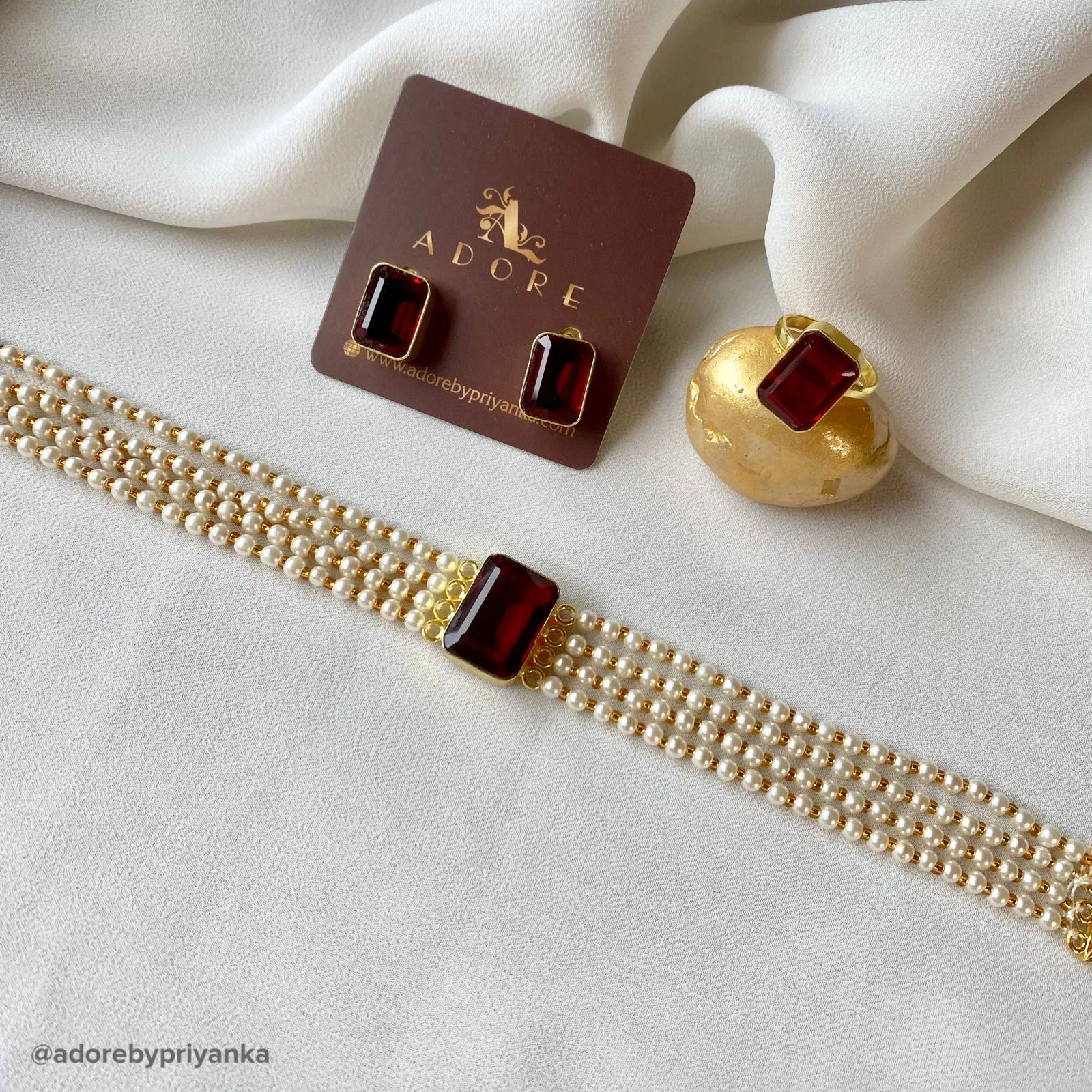 Elegant Pearl Choker Combo Set